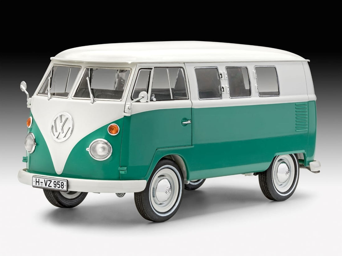 Volkswagen T1 Bus – 1:24 Model Kit by Revell