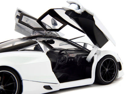 1:24 McLaren 720S White Metallic with Black Top from "Pink Slips" by Jada