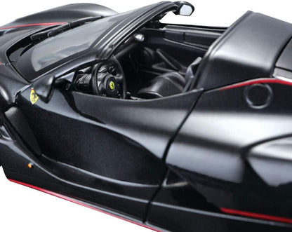 Ferrari LaFerrari Aperta – 1:24 Diecast by Maisto
