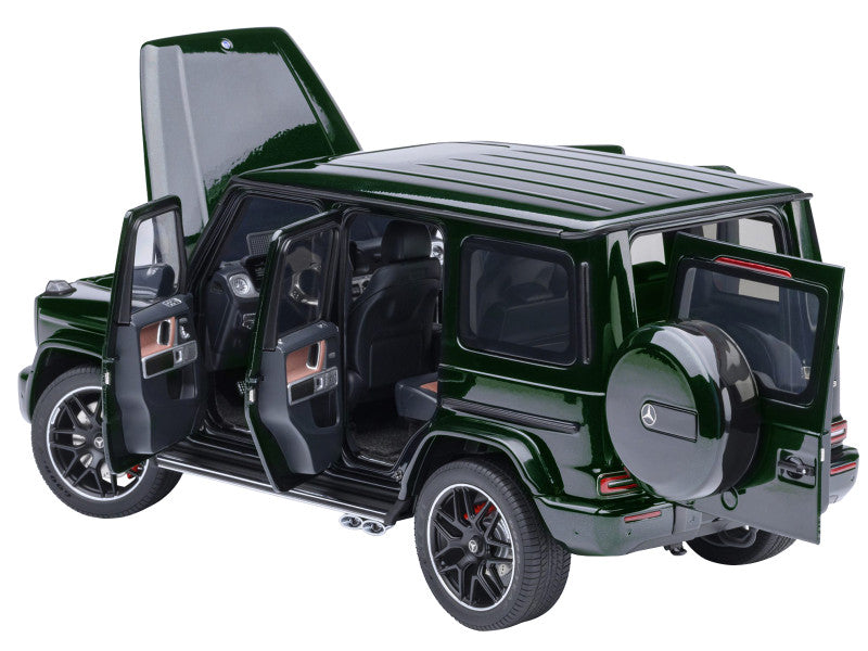1:18 Mercedes-Benz AMG G63 Emerald Green Metallic by Autoart
