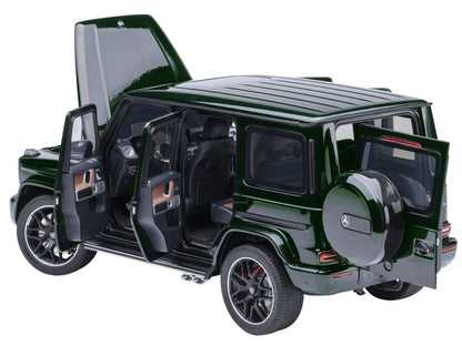 1:18 Mercedes-Benz AMG G63 Emerald Green Metallic by Autoart