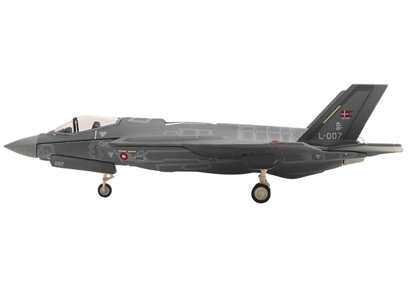 1:200 Lockheed Martin F-35A Lightning II Aircraft "Eskadrille 727 Skrydstrup Air Base" (L-007) Royal Danish Air Force Diecast Model by Herpa